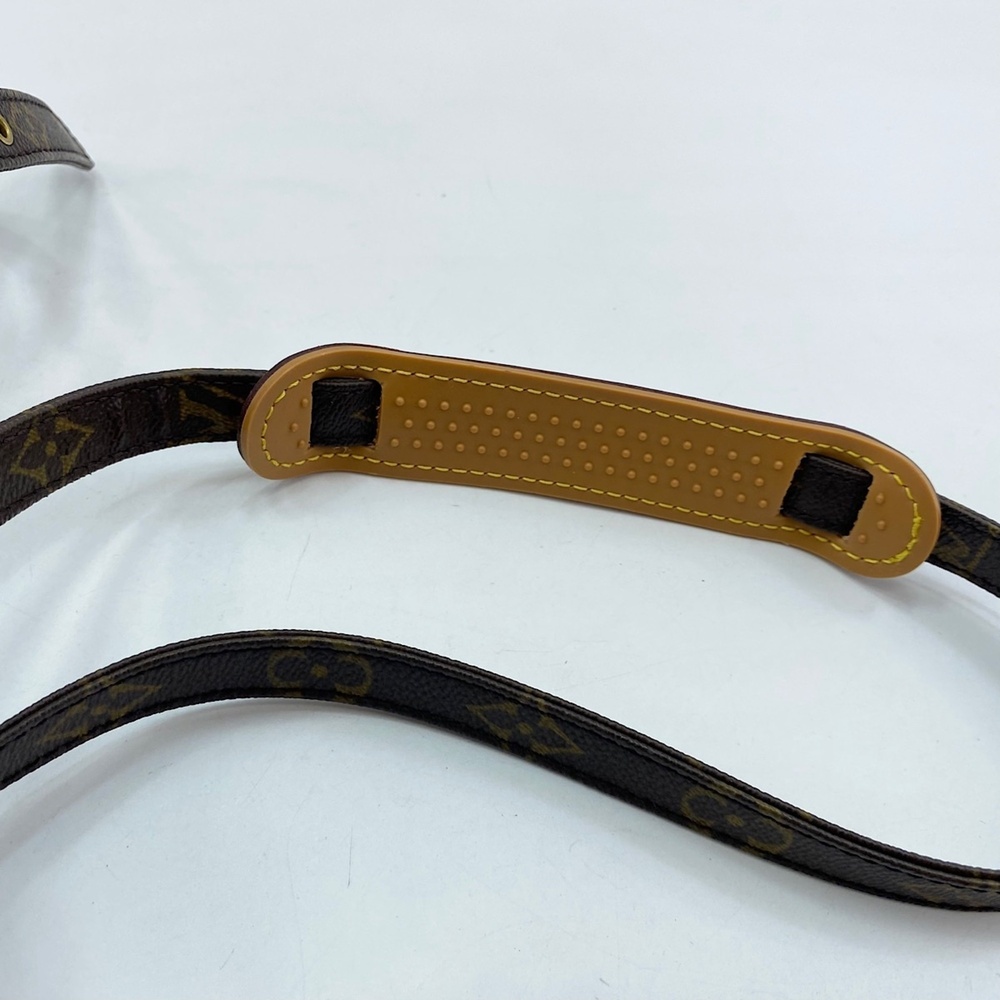 LOUIS VUITTON Brown Shoulder Bag - Picture 11 of 14